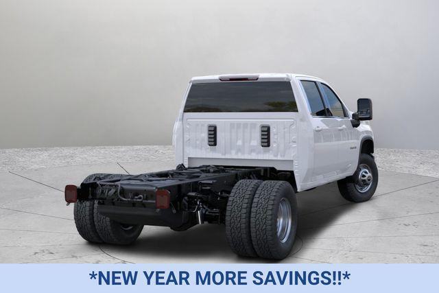 new 2025 Chevrolet Silverado 3500 car, priced at $70,323