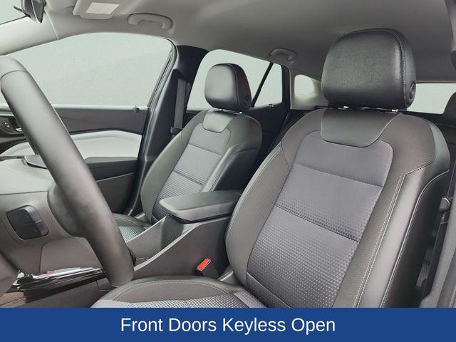 used 2025 Chevrolet Trax car, priced at $22,500