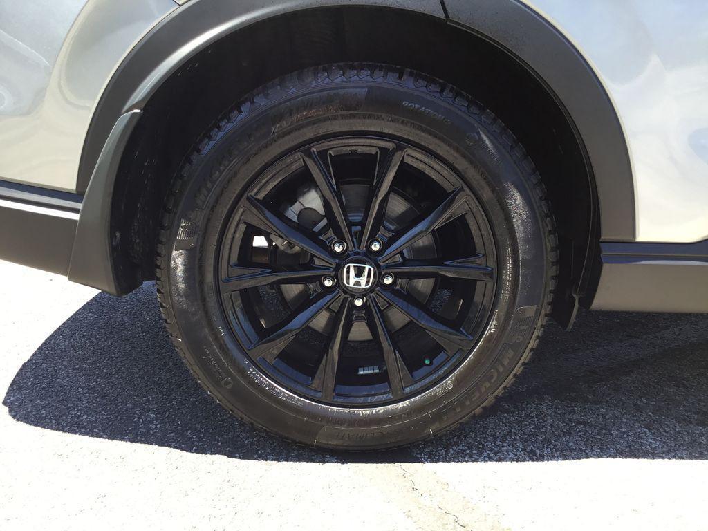 used 2024 Honda CR-V Hybrid car, priced at $31,897