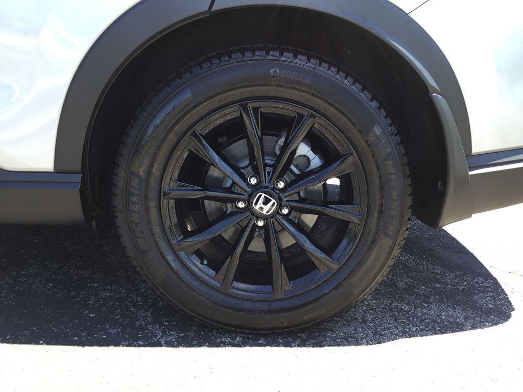 used 2024 Honda CR-V Hybrid car, priced at $31,897