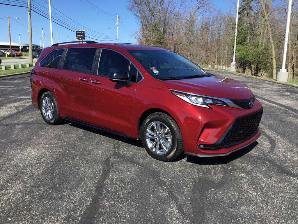 used 2022 Toyota Sienna car, priced at $30,397