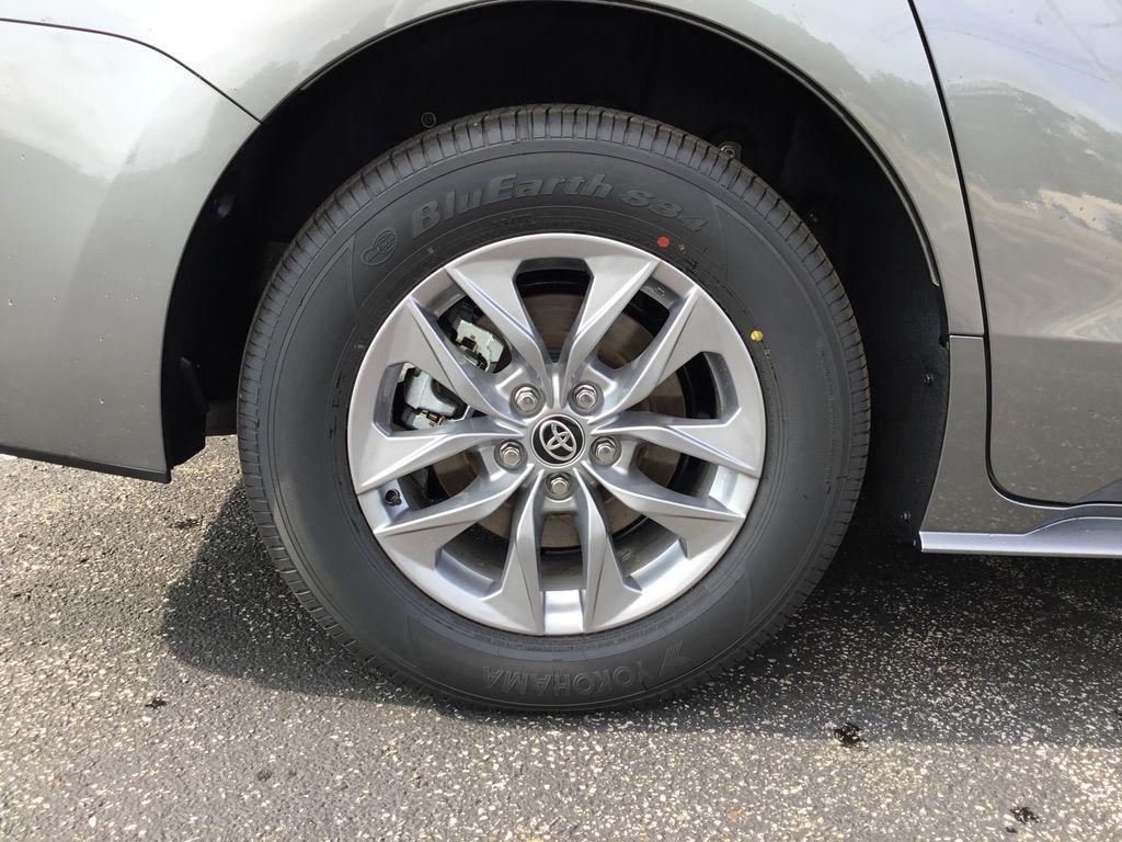 used 2026 Toyota Sienna car, priced at $52,897
