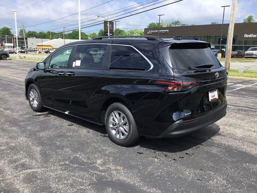 used 2026 Toyota Sienna car, priced at $52,397