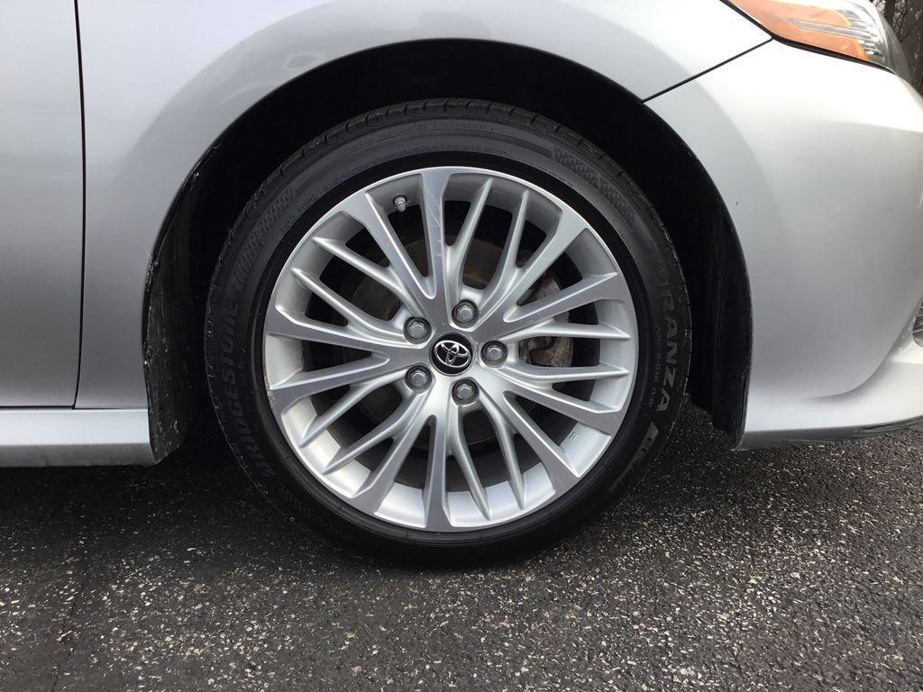 used 2018 Toyota Camry Hybrid car, priced at $13,799