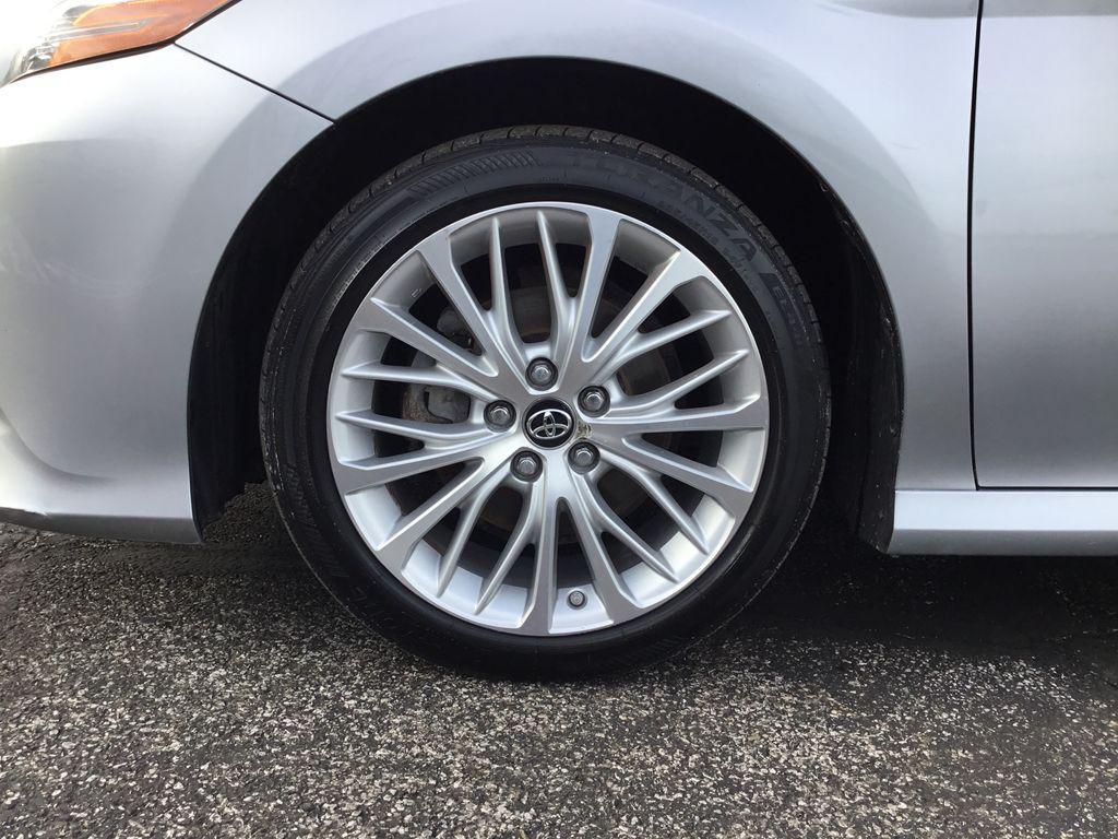 used 2018 Toyota Camry Hybrid car, priced at $13,799