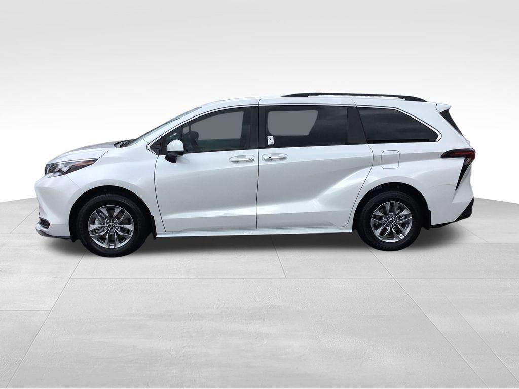 used 2026 Toyota Sienna car, priced at $48,999