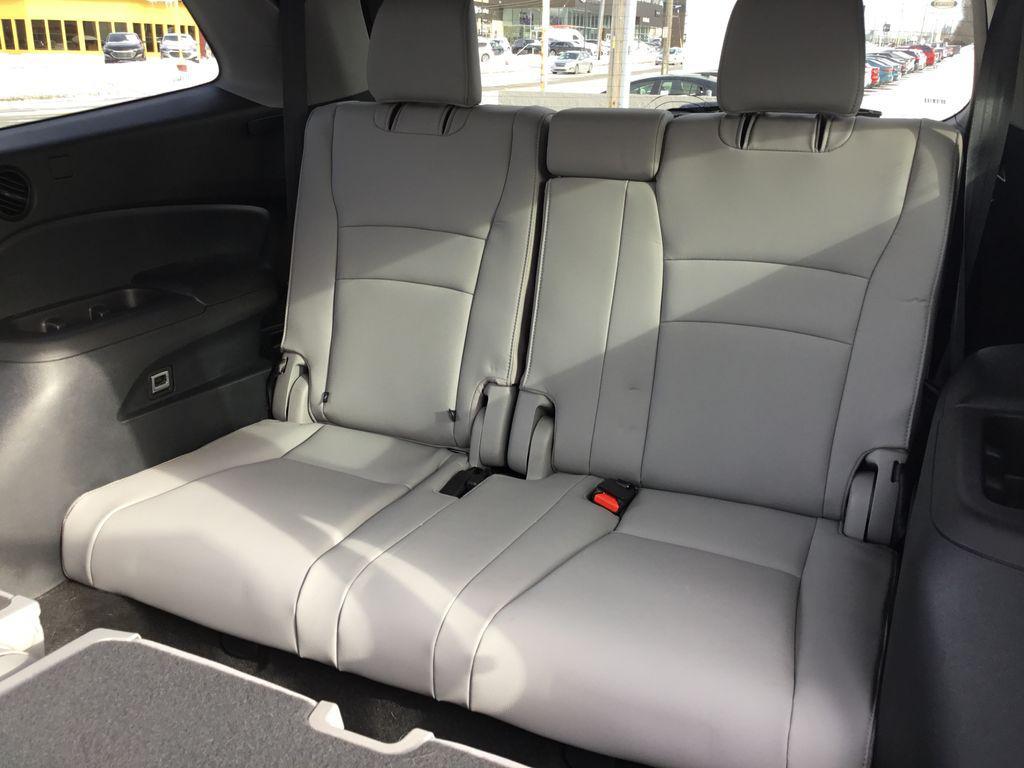 used 2022 Honda Pilot car, priced at $31,999