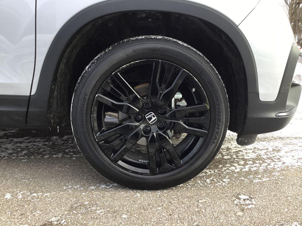 used 2022 Honda Pilot car, priced at $31,999