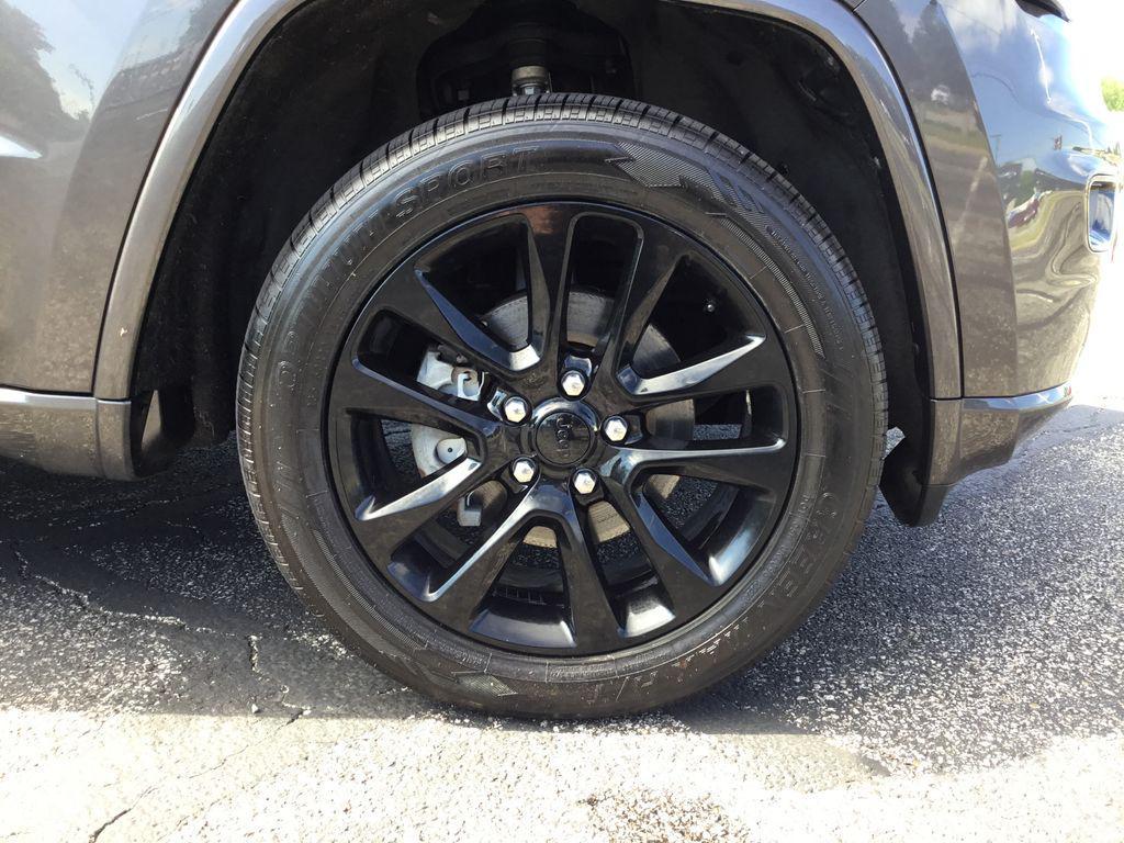 used 2019 Jeep Grand Cherokee car, priced at $20,397