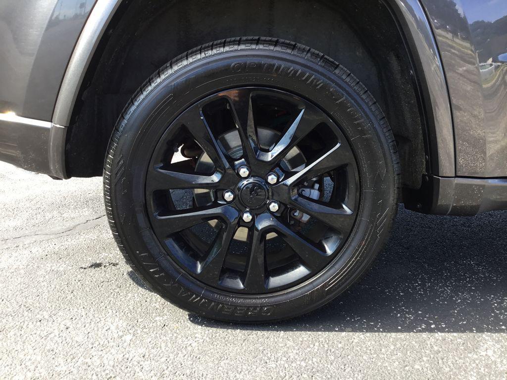 used 2019 Jeep Grand Cherokee car, priced at $20,397