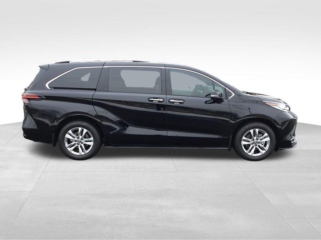used 2026 Toyota Sienna car, priced at $54,999