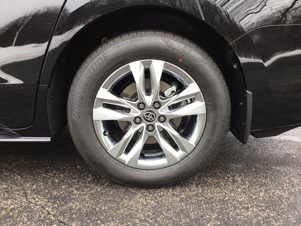 used 2026 Toyota Sienna car, priced at $54,999