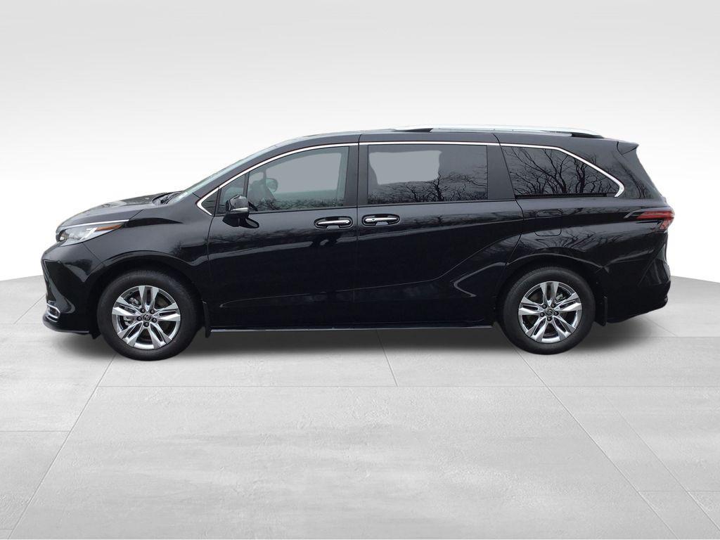 used 2026 Toyota Sienna car, priced at $54,999