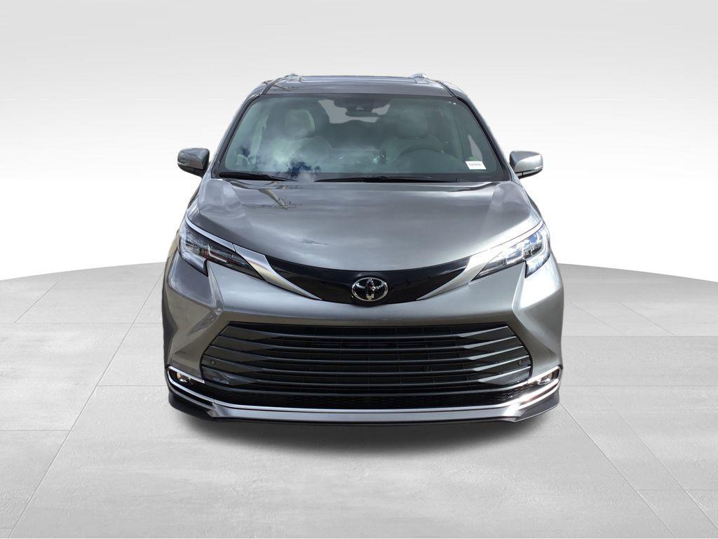 used 2026 Toyota Sienna car, priced at $56,499