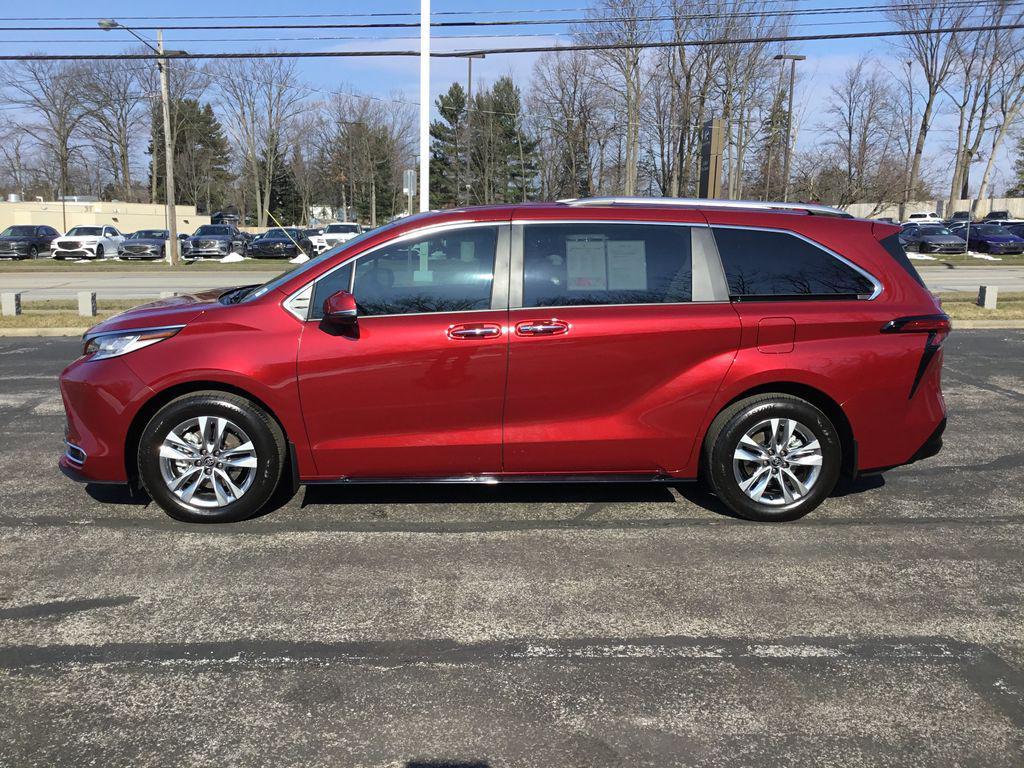 used 2026 Toyota Sienna car, priced at $52,897