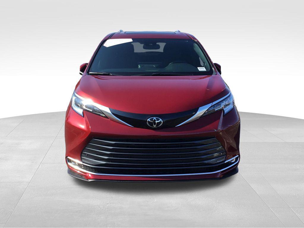 used 2026 Toyota Sienna car, priced at $54,999