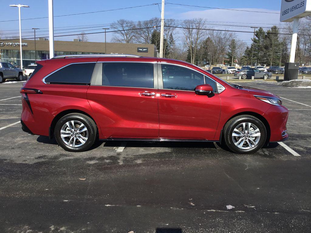 used 2026 Toyota Sienna car, priced at $52,897