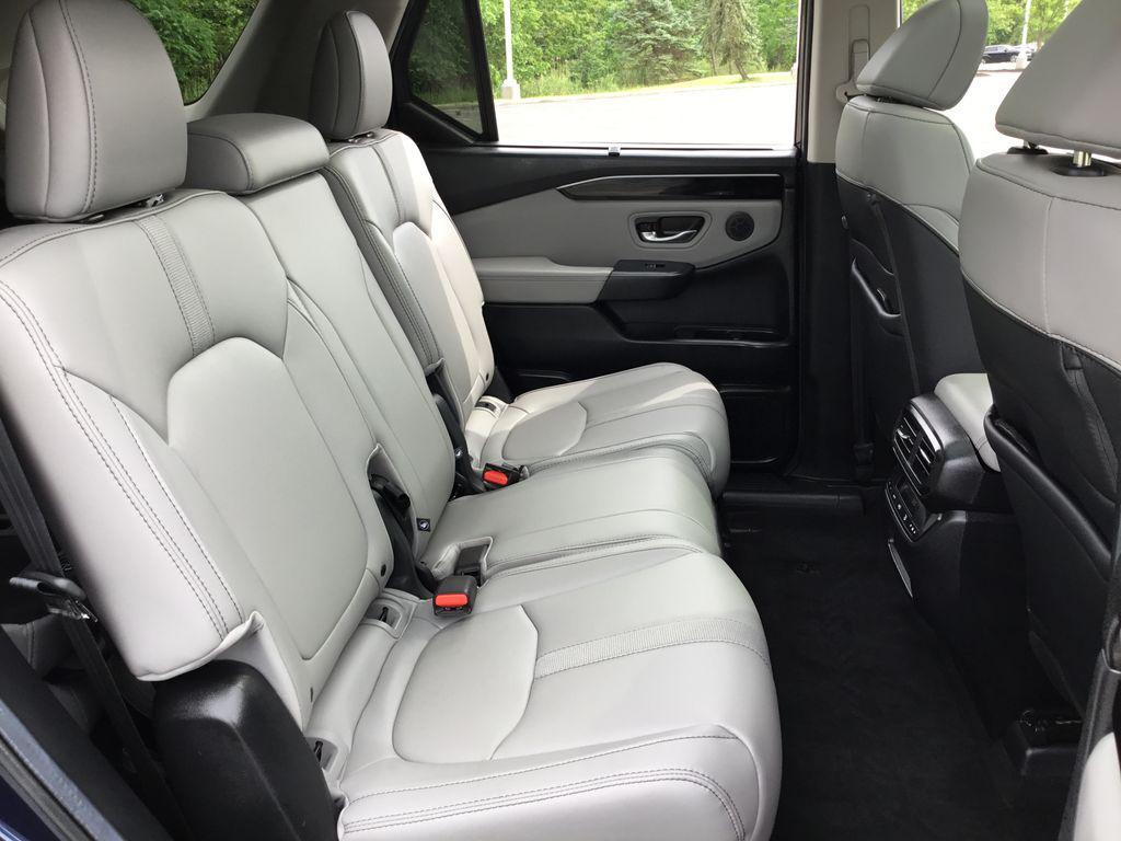 used 2025 Honda Pilot car, priced at $43,197