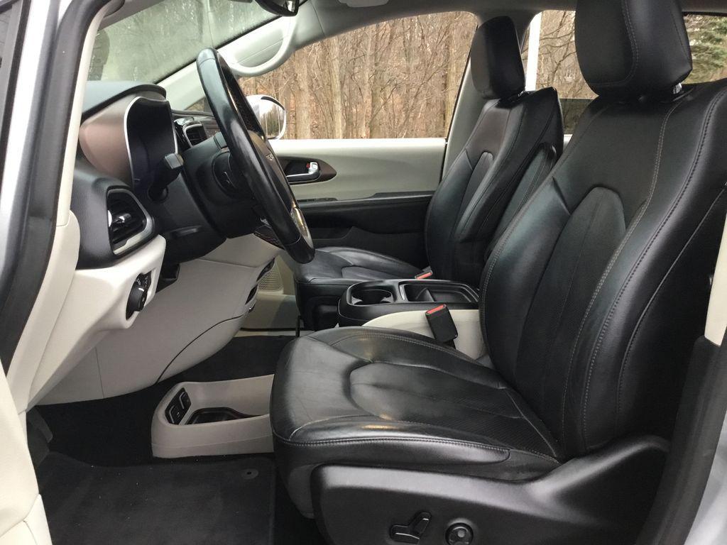 used 2019 Chrysler Pacifica car, priced at $15,799