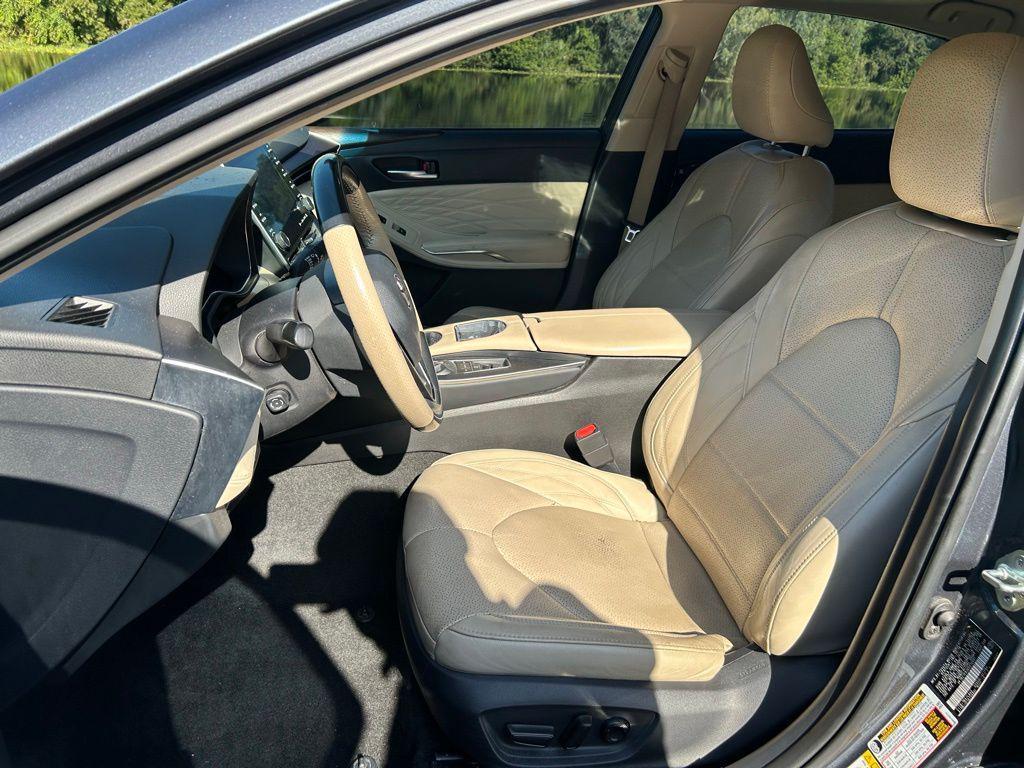 used 2019 Toyota Avalon car, priced at $23,999