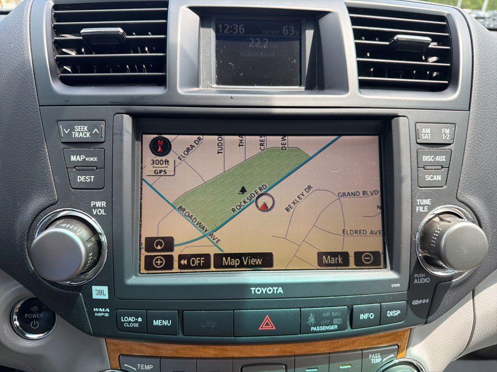 used 2009 Toyota Highlander Hybrid car, priced at $16,197