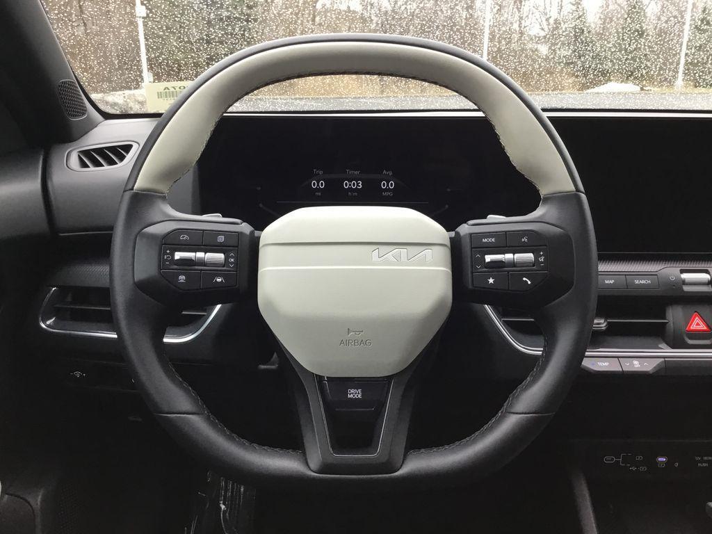 used 2025 Kia K4 car, priced at $23,499