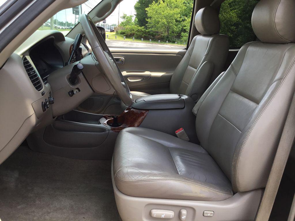 used 2006 Toyota Tundra car, priced at $17,397