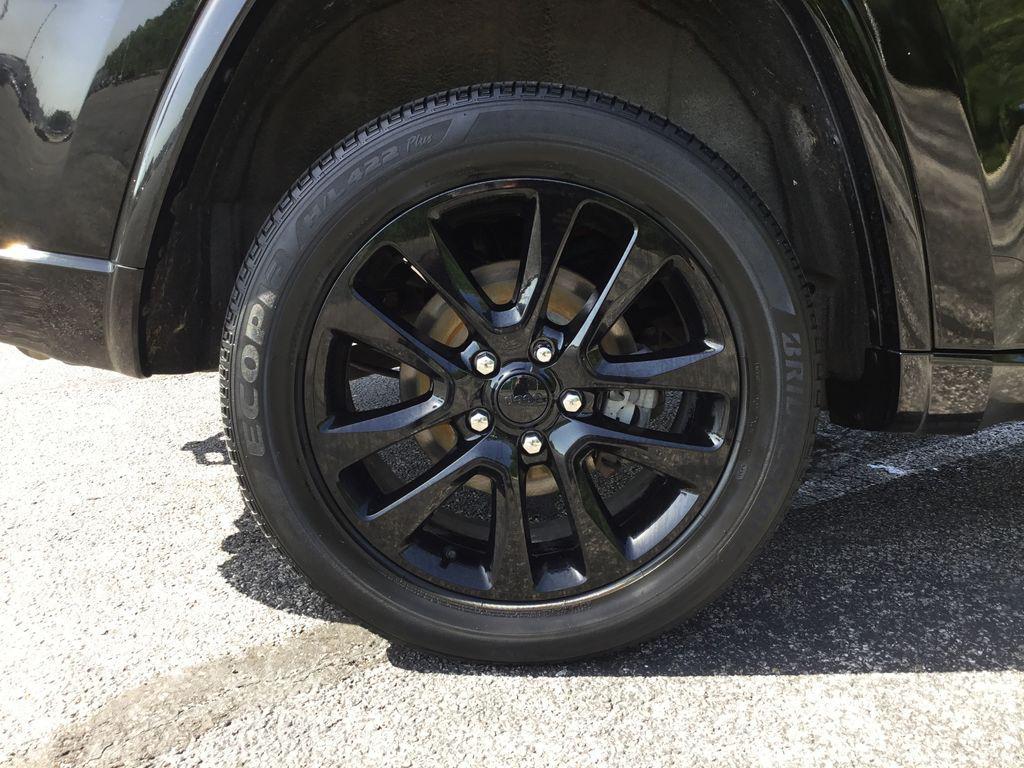 used 2020 Jeep Grand Cherokee car, priced at $20,397