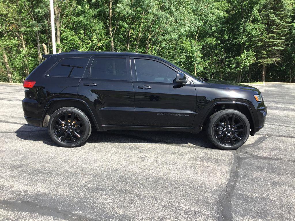 used 2020 Jeep Grand Cherokee car, priced at $20,397