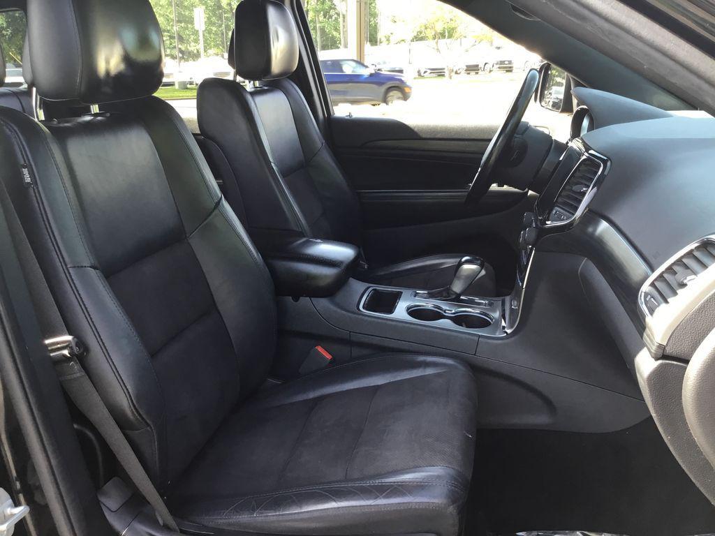 used 2020 Jeep Grand Cherokee car, priced at $20,397