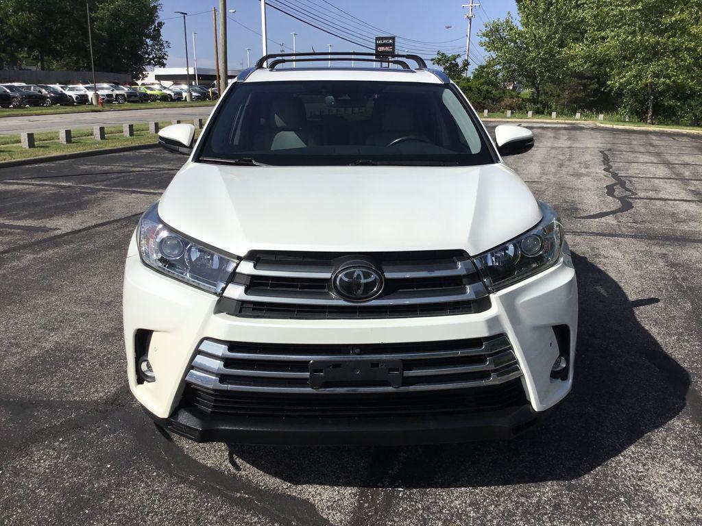 used 2019 Toyota Highlander car, priced at $31,897