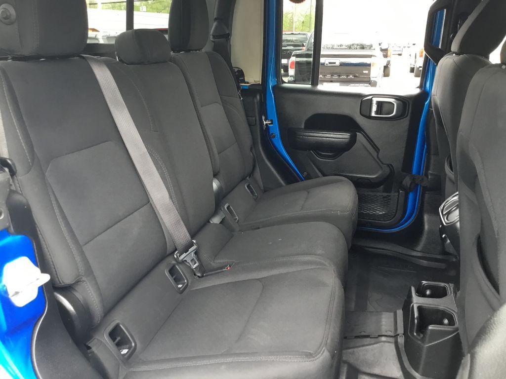 used 2022 Jeep Gladiator car, priced at $27,597
