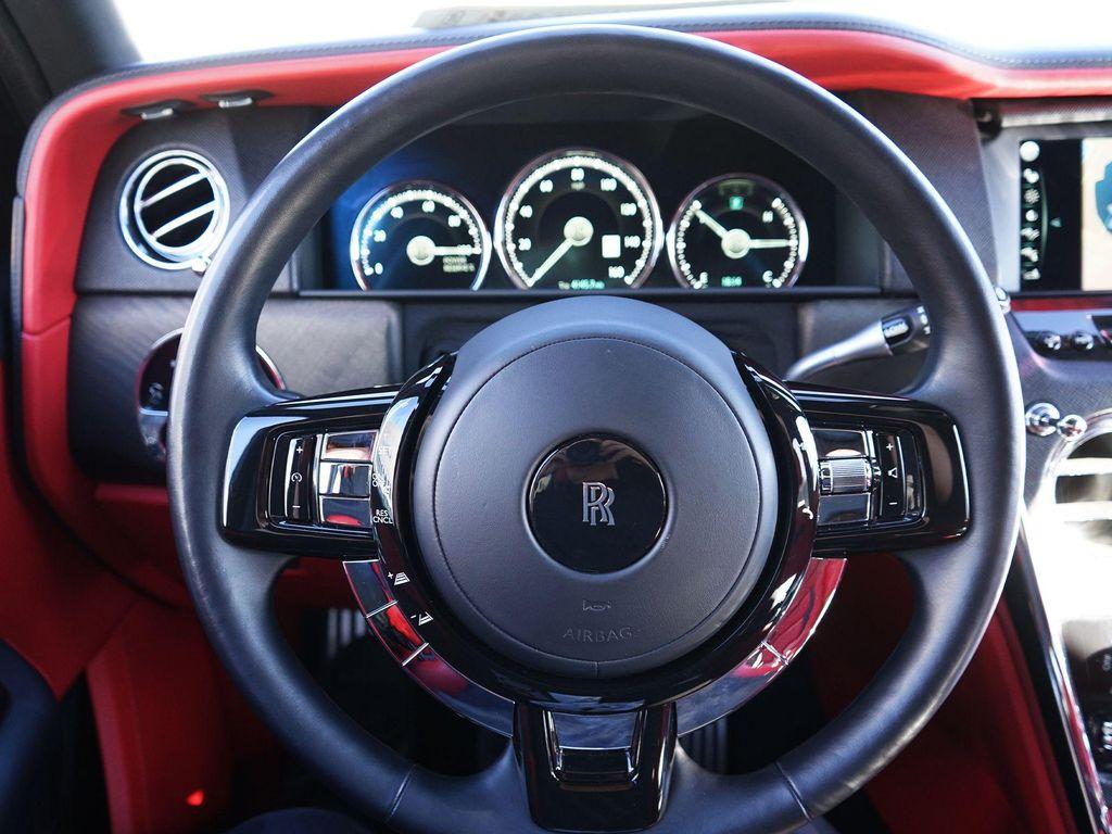 used 2022 Rolls-Royce Cullinan car, priced at $292,900