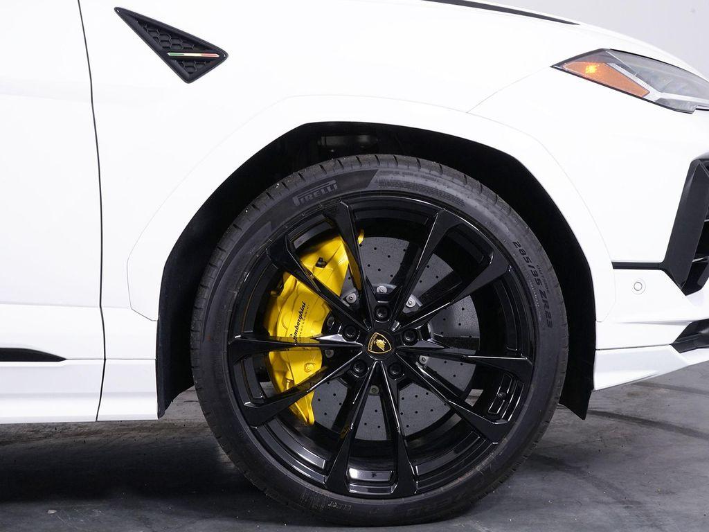 used 2024 Lamborghini Urus car, priced at $256,991