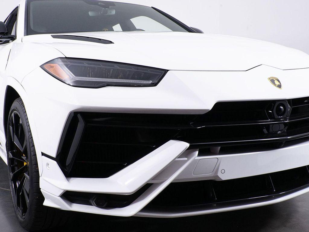 used 2024 Lamborghini Urus car, priced at $256,991