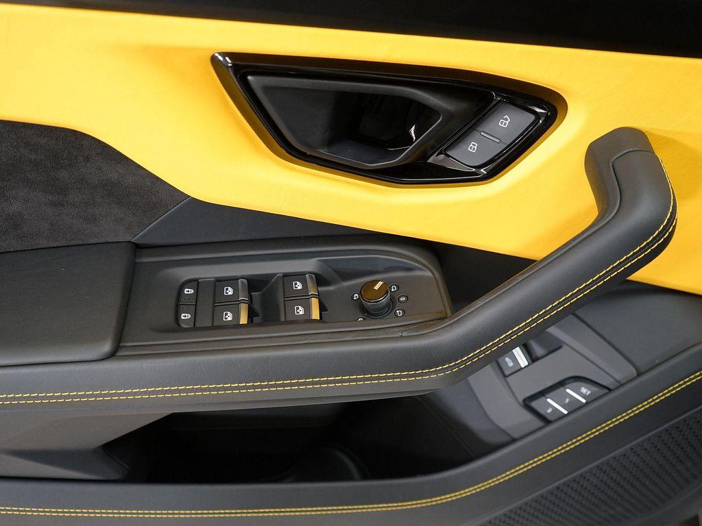 used 2024 Lamborghini Urus car, priced at $258,750