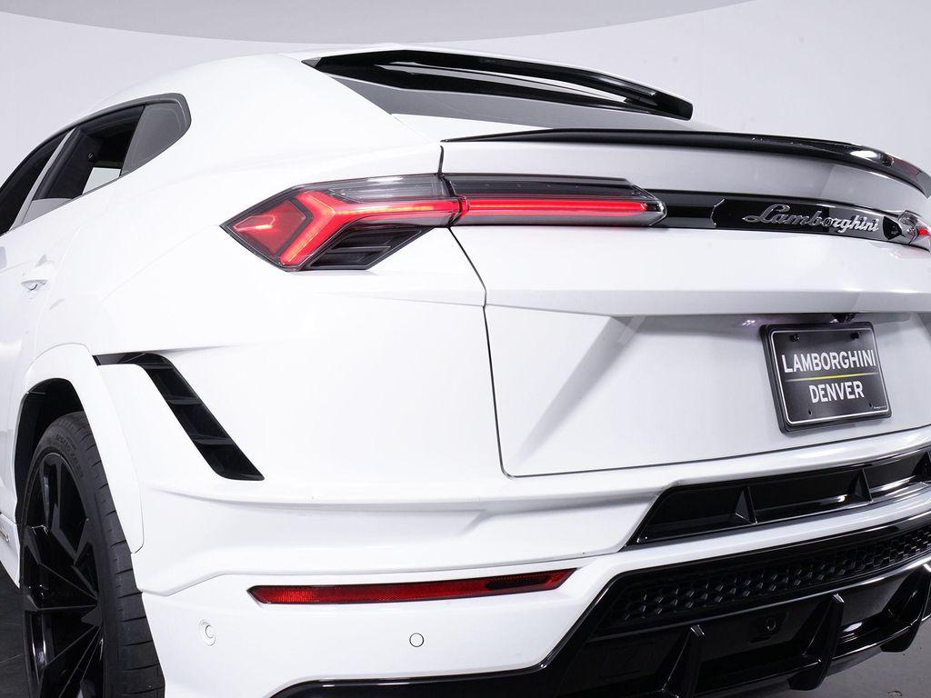 used 2024 Lamborghini Urus car, priced at $256,991