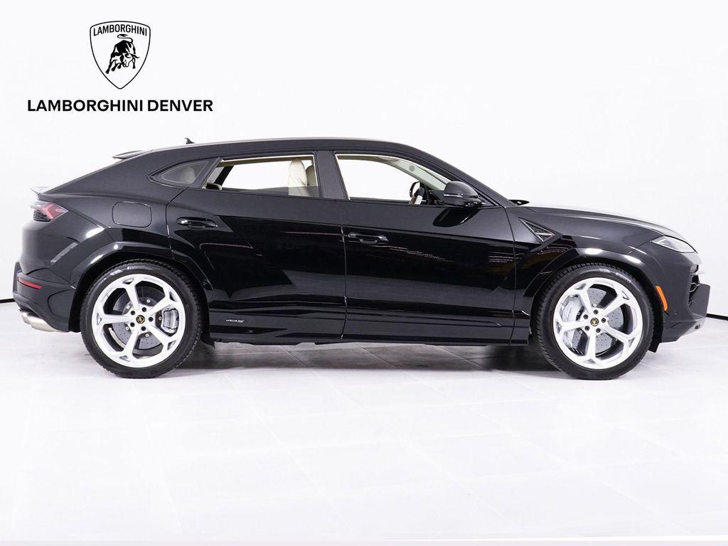 used 2026 Lamborghini Urus car, priced at $374,991