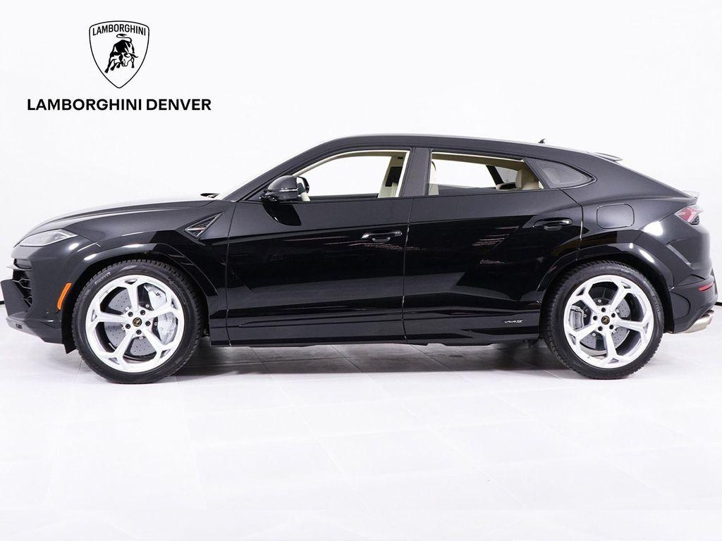 used 2026 Lamborghini Urus car, priced at $374,991