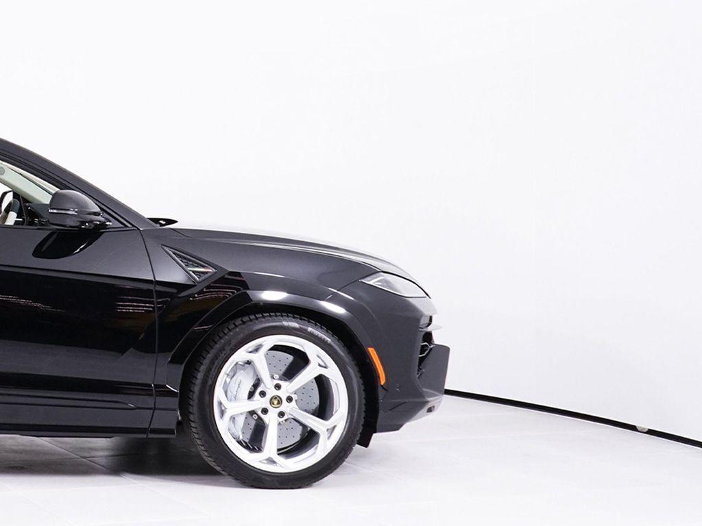 used 2026 Lamborghini Urus car, priced at $374,991