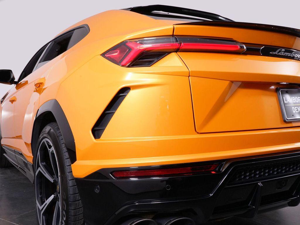 used 2022 Lamborghini Urus car, priced at $196,991