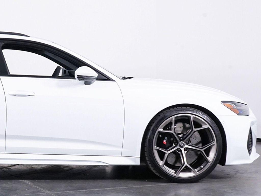 used 2025 Audi RS 6 Avant car, priced at $137,991