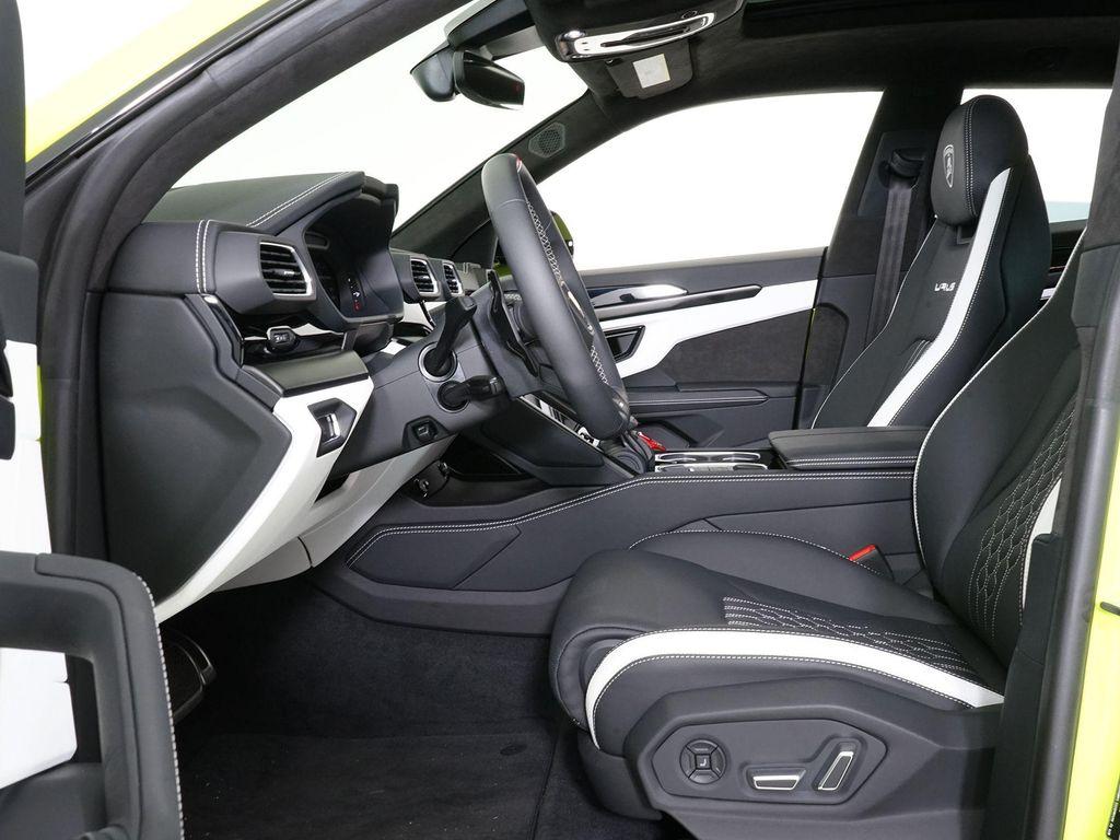 used 2024 Lamborghini Urus car, priced at $280,989