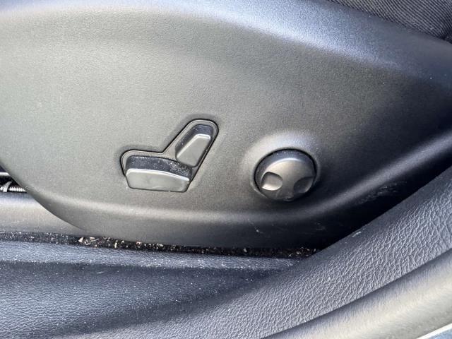 used 2022 Jeep Cherokee car, priced at $25,795