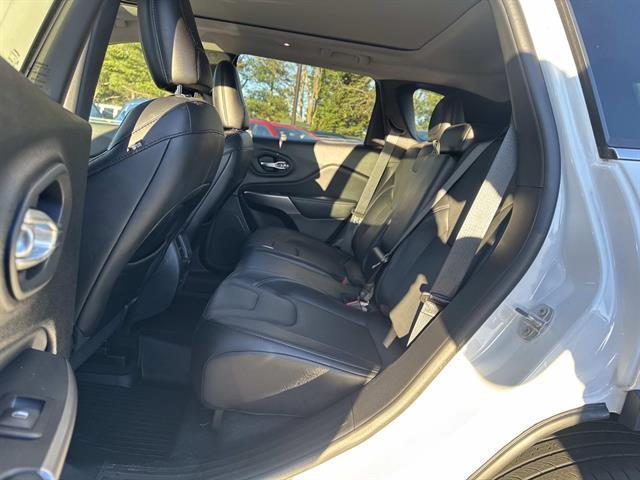 used 2021 Jeep Cherokee car, priced at $26,995