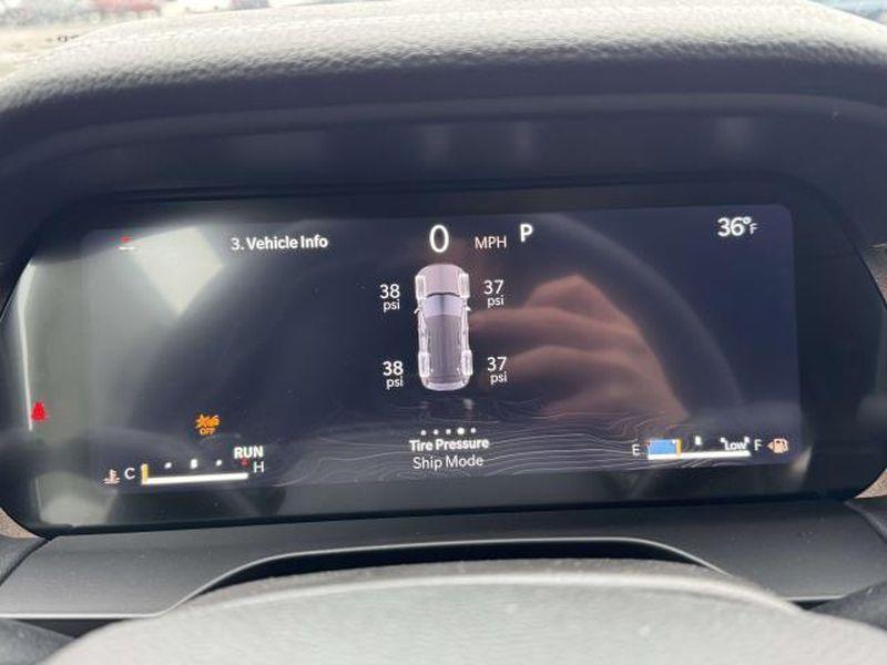 new 2026 Jeep Grand Cherokee car, priced at $49,985