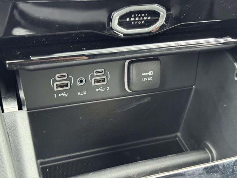 new 2026 Jeep Grand Cherokee car, priced at $50,580