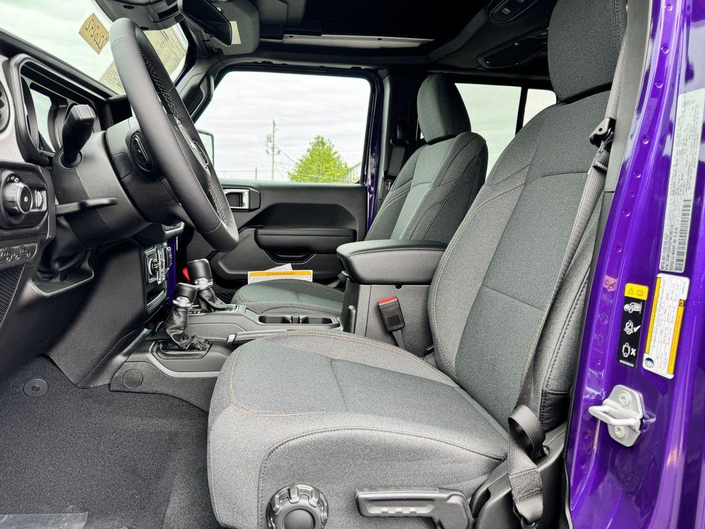 new 2026 Jeep Wrangler car, priced at $51,761