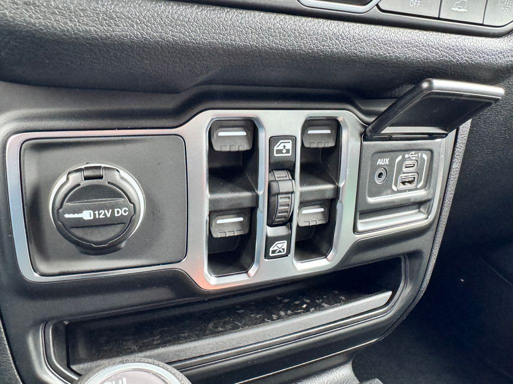 new 2026 Jeep Wrangler car, priced at $51,761