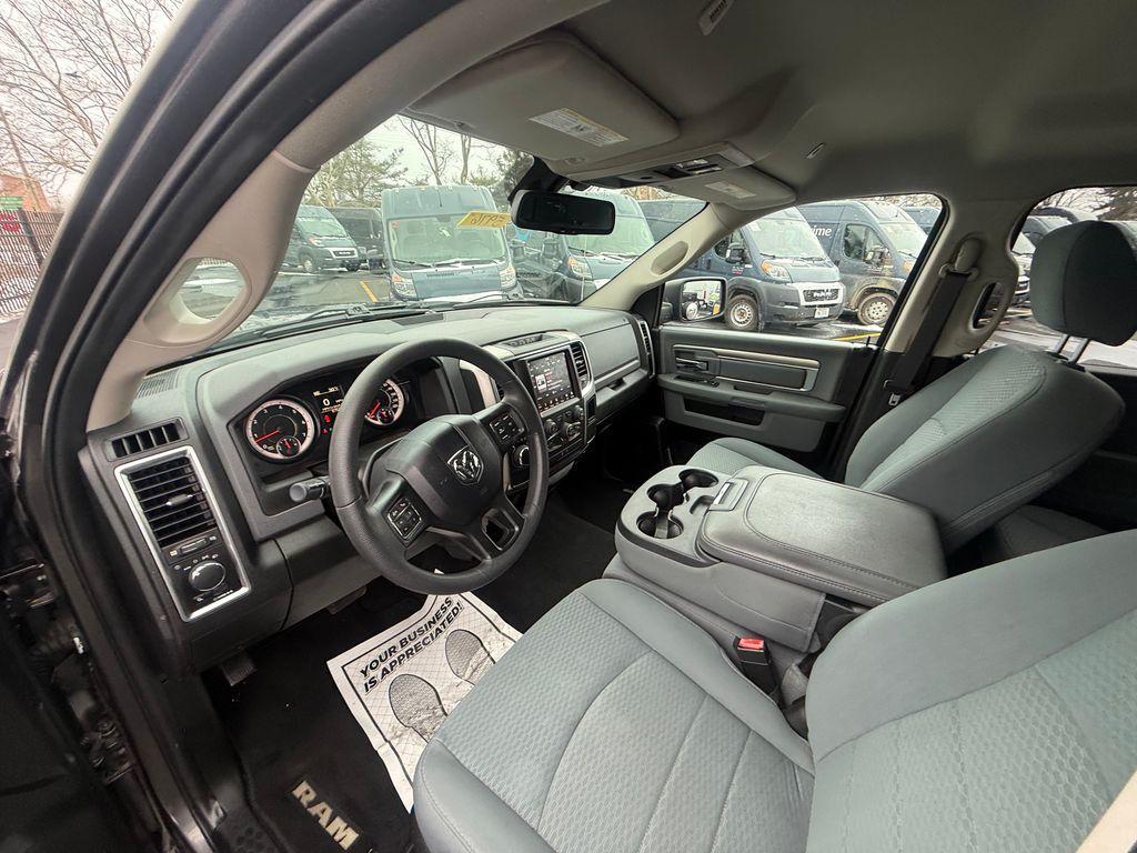 used 2019 Ram 1500 Classic car, priced at $21,359